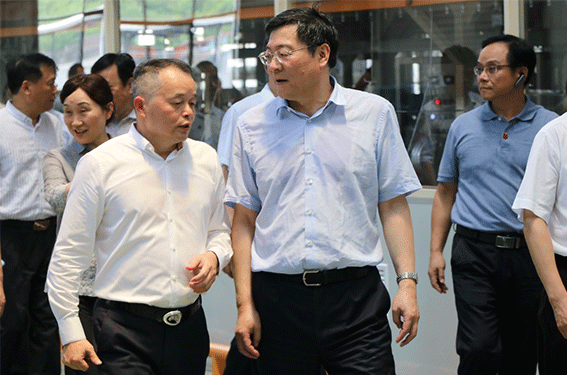 省委書記杜家毫參觀zoty中欧体育官方网站智能制造（邵陽）有限公司